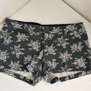 Floral Gray Women's Shorts